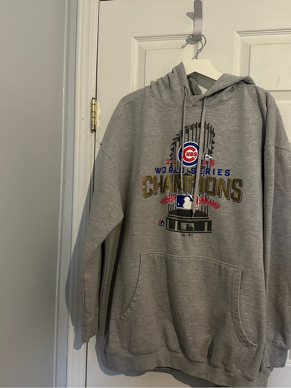 Chicago Cubs 2016 World Series Pullover Hoodie with Red Accent size 3XL
